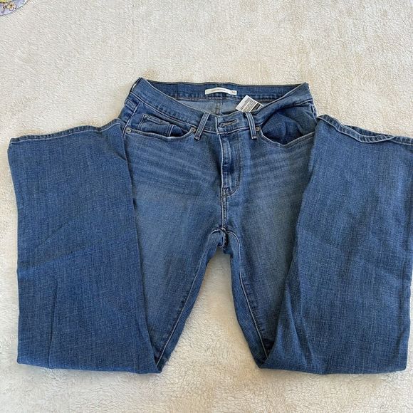 Levi's Denim - Levi's Women's Curvy Bootcut Jeans Medium Wash Size Size 30